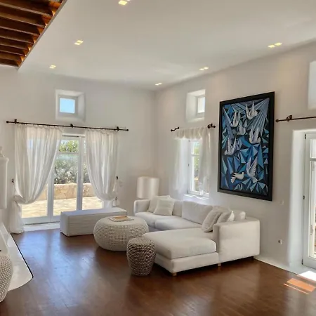 In Saint John With Private Pool By Diles Villa Agios Ioannis Diakoftis